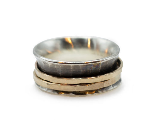 J & I "Bands in Motion" Ring